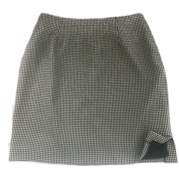 Laura Scott Dresses & Skirts - Pencil Skirt Petite Black and White Houndstooth